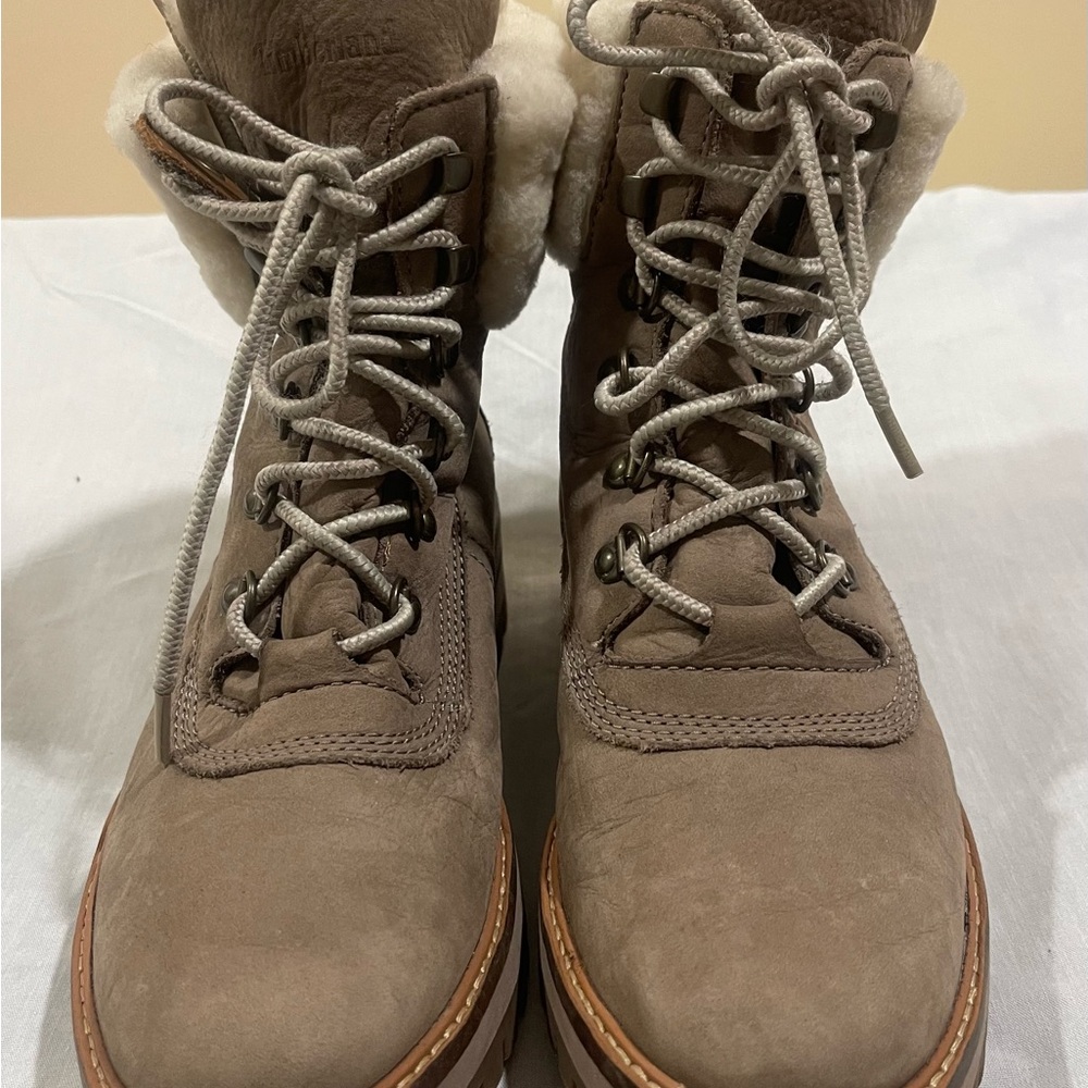 Timberland Women's  LIGHT Brown Lace Up Fur Boots - Picture 3 of 7